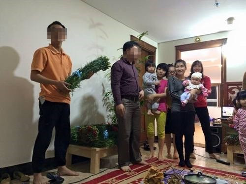 Ngày 8/3 nhiều đấng mày râu mua hoa, tự tay vào bếp nấu nướng cho chị em.