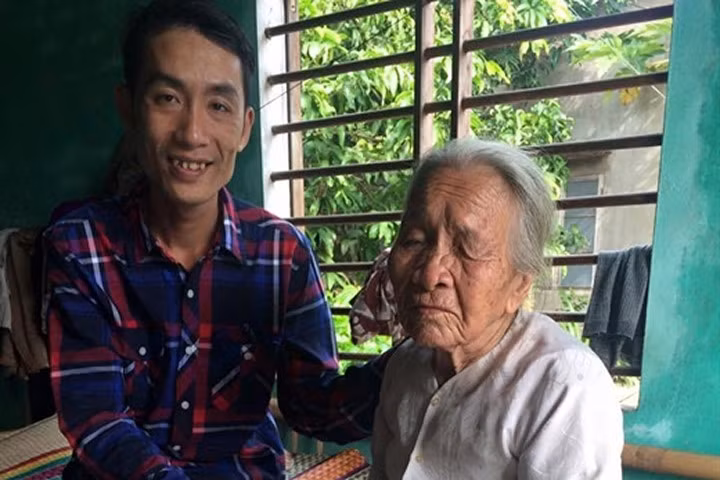 Hành trình thiện nguyện của chàng trai phố Hội