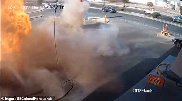 Trạm xăng ở Ả rập xê út phát nổ.