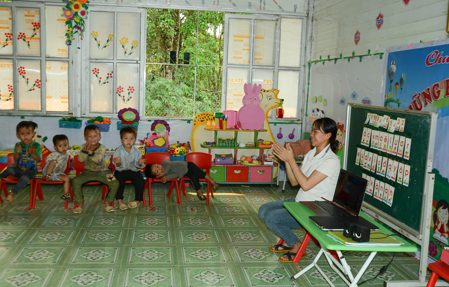 Lớp học khang trang của cô và trò Trường Mầm non Tênh Phông, huyện Tuần Giáo.