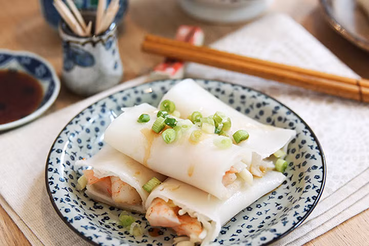 15 phút làm bánh cuốn siêu ngon cho bữa sáng