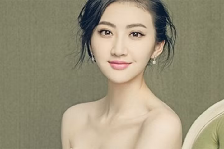 Mỹ nhân Trung Quốc quyết tâm xóa bỏ hình ảnh "bình hoa di động"