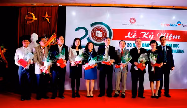 FTU – 20 năm đào tạo sau đại học