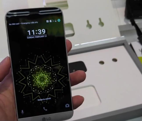 3 smartphone mất giá hơn chục triệu đồng chỉ sau 1 năm - Ảnh 5 3 smartphone mat gia hon chuc trieu dong chi sau 1 nam - Anh 5
