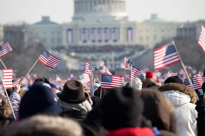 Tổng thống Trump đăng nhầm ảnh của ông Obama lên Twitter