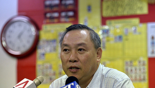 Ông Lim Hock Chee tại cuộc họp báo chiều 9.1 về vụ bắt cóc - Ảnh: Straits Times