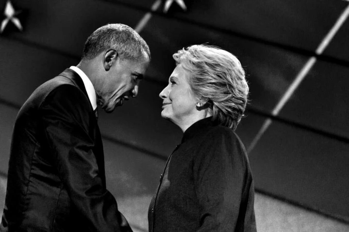 Bà Hillary xin lỗi ông Obama sau thất bại trước TT Trump