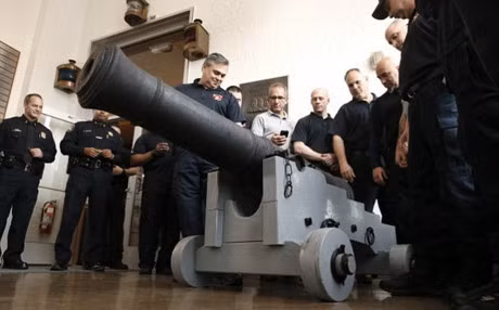 Nhung bi mat nam duoi 