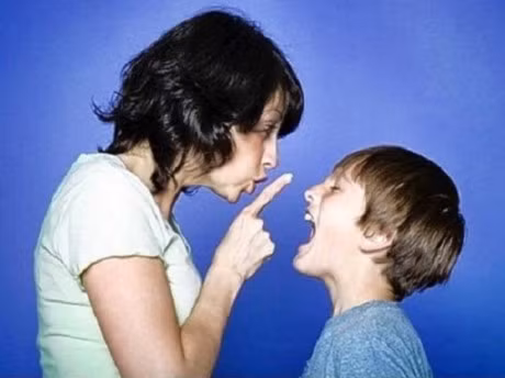 Cach giao duc sai lam cua bo me co the bien con thanh ke trom - Anh 1