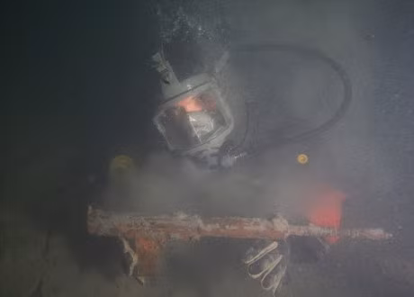 Nhung bi mat nam duoi 