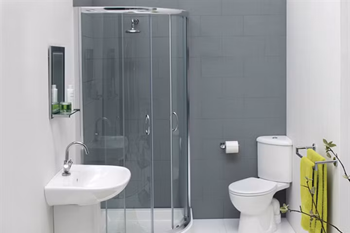 Với loạt mẹo vặt này, nhà tắm của bạn sẽ sạch bóng như khách sạn