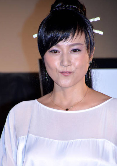 hoa-hau-nhat-ban-xuong-sac-khi-co-tuoi-1