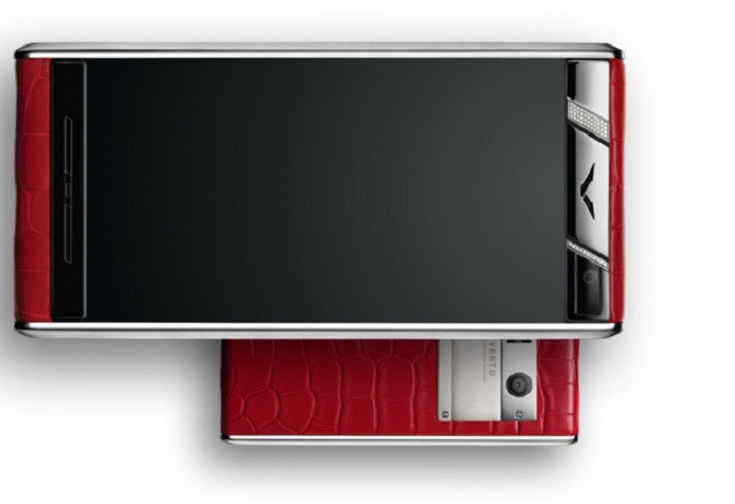 Vertu ra mắt Diamonds Jet Alligator Pure, da cá sấu, đính kim cương