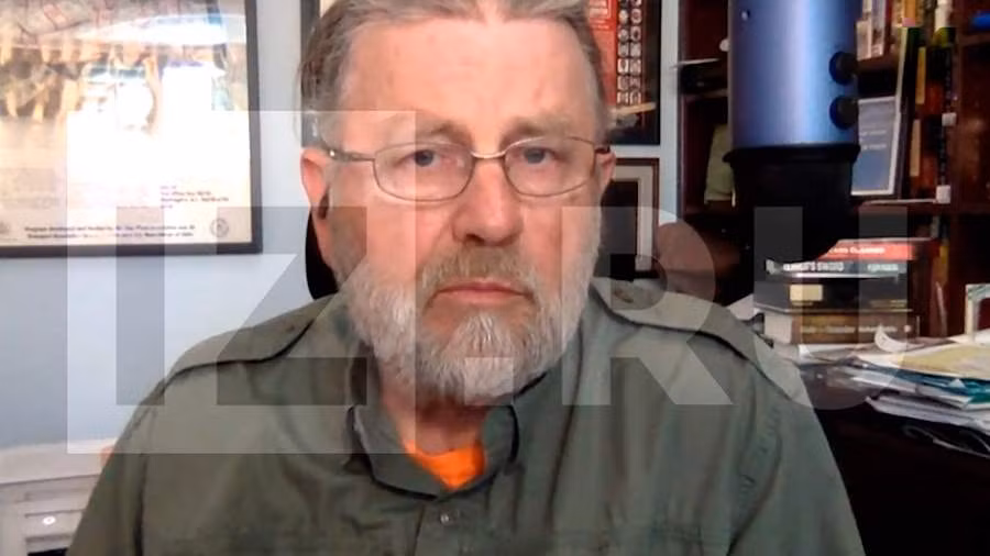 Cựu chuyên gia CIA Larry Johnson. (Ảnh: IZ)