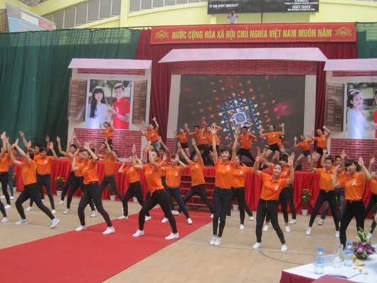 Tiết mục Aerobic hưởng ứng xóa bỏ BLGĐ