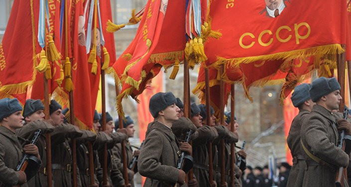 Đây là sự kiện lớn kỷ niệm 101 năm Cách mạng Tháng Mười Nga 1917 và tái hiện lại cuộc duyệt binh huyền thoại năm 1941