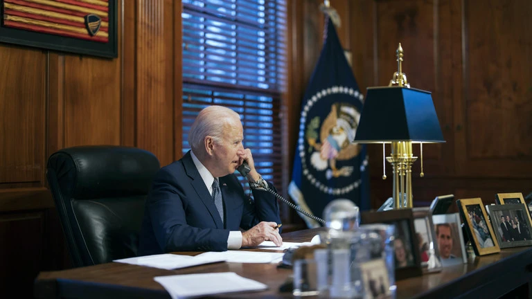 Tổng thống Mỹ Joe Biden tại dinh thự riêng ở Wilmington, Delaware, tháng 12/2021. (Ảnh: Adam Schultz / Nhà Trắng / AP)