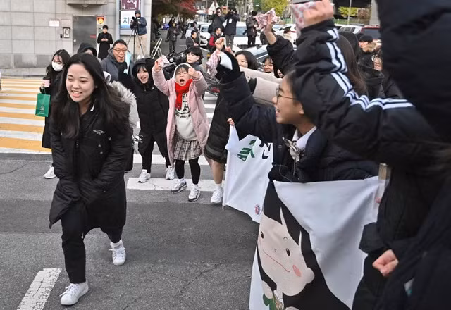 Một thí sinh được nhận lời chúc thi tốt