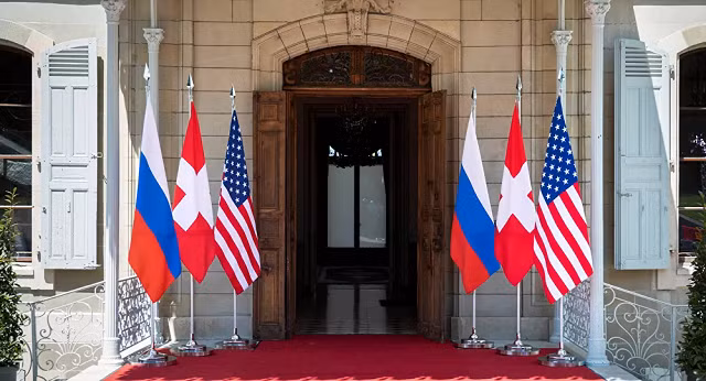 Lối vào Villa La Grange.