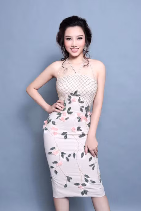 Hoang Thu Thao lot Top10 va dat giai Trang phuc truyen thong dep nhat - Anh 10