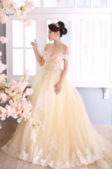 Hoang Thu Thao lot Top10 va dat giai Trang phuc truyen thong dep nhat - Anh 7