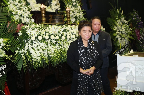 Tâm sự xúc động của Thanh Lam, Thảo Vân trong giờ phút tiễn biệt nhạc sĩ Thanh Tùng 1 Tâm sự xúc động của Thanh Lam, Thảo Vân trong giờ phút tiễn biệt nhạc sĩ Thanh Tùng 1