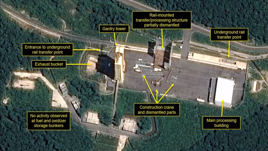 Ảnh chụp vệ tinh thể hiện Triều Tiên đang dỡ bãi thử tên lửa Ảnh chụp vệ tinh thể hiện Triều Tiên đang dỡ bãi thử tên lửa