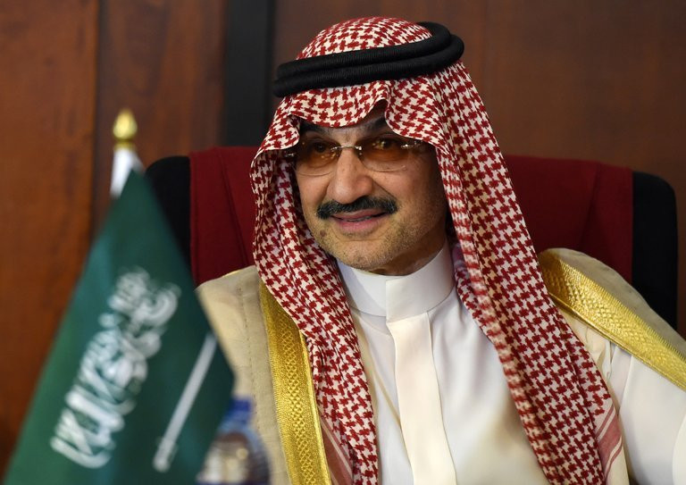 Hoàng tử Alwaleed - một trong những người giàu nhất thế giới - đã bị bắt hôm qua (4/11)