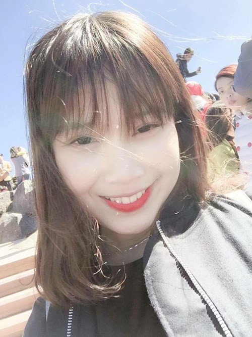 Ngắm nhan sắc nữ sinh có hơn 30 nghìn lượt theo dõi ảnh 9 Ngắm nhan sắc nữ sinh có hơn 30 nghìn lượt theo dõi - ảnh 9