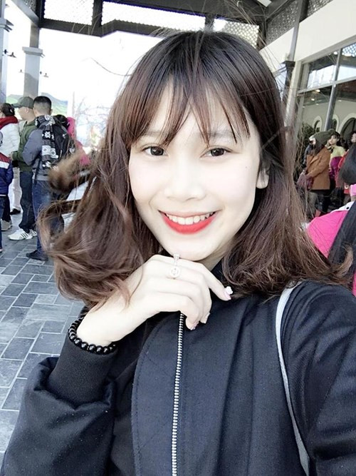 Ngắm nhan sắc nữ sinh có hơn 30 nghìn lượt theo dõi ảnh 11 Ngắm nhan sắc nữ sinh có hơn 30 nghìn lượt theo dõi - ảnh 11