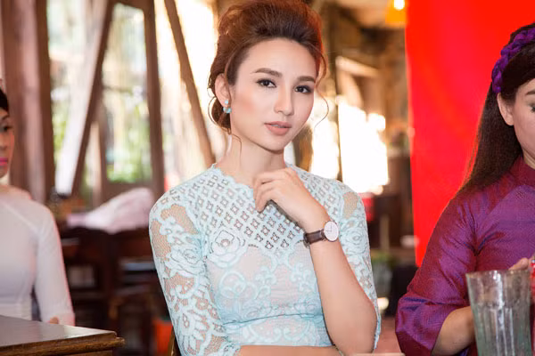 Ngọc Diễm tự sắm ô tô sau nhiều năm dành dụm ảnh 8