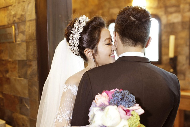 MC Hồng Phượng và Quốc Cơ chụp ảnh cưới trong lâu đài cổ ảnh 4 MC Hồng Phượng và Quốc Cơ chụp ảnh cưới trong lâu đài cổ ảnh 4