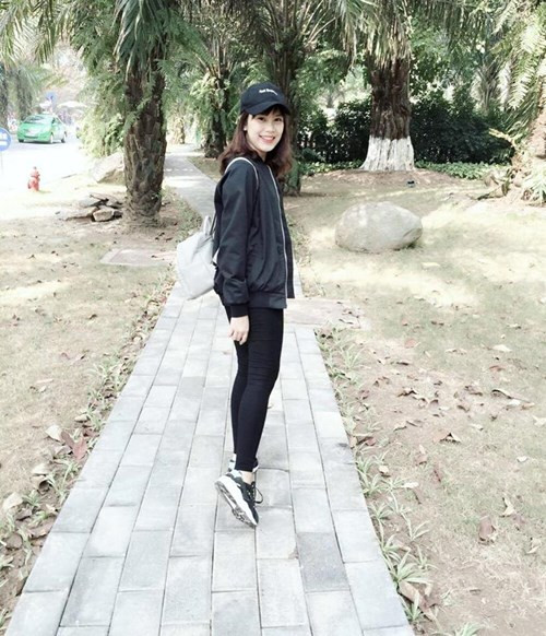 Ngắm nhan sắc nữ sinh có hơn 30 nghìn lượt theo dõi ảnh 5 Ngắm nhan sắc nữ sinh có hơn 30 nghìn lượt theo dõi - ảnh 5