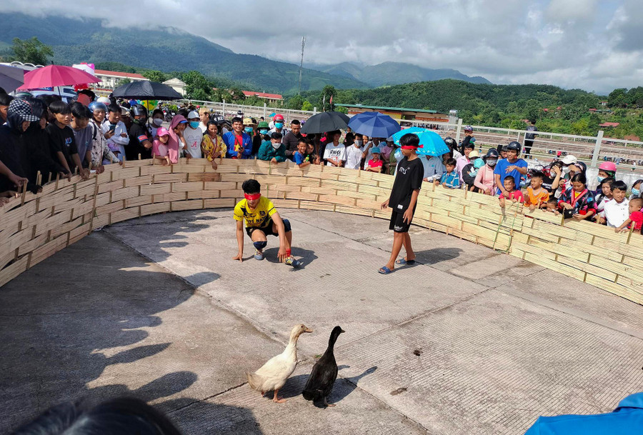 Các hoạt động văn hóa, văn nghệ, vui chơi, thể thao dân tộc diễn ra sôi nổi ở nhiều địa phương trong tỉnh. Các hoạt động văn hóa, văn nghệ, vui chơi, thể thao dân tộc diễn ra sôi nổi ở nhiều địa phương trong tỉnh.