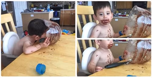 Ảnh bé an bánh lem lúoc vùa yeu vùa cuoi dau bung