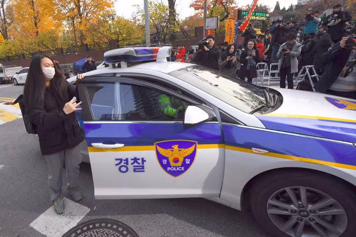 Hàn Quốc giảm tiếng ồn cho thí sinh thi đại học