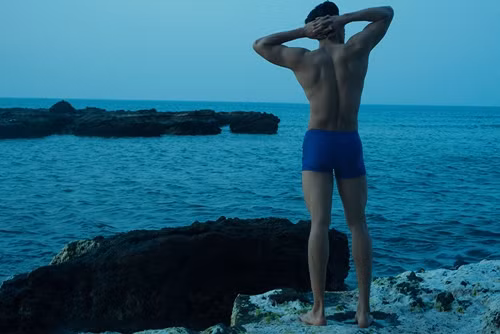 le xuan tien khoe co bung 6 mui dep ngay ngat - 6