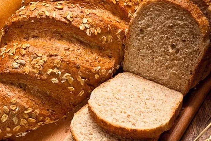 9 loại thực phẩm không thể thiếu cho người say xe