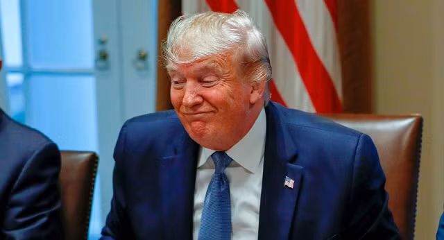 TT Trump gọi 2 điều khoản luận tội ông là "lố bịch"