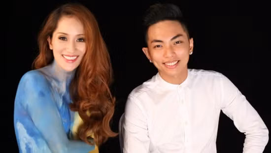 Phan Hiển tình tứ vuốt tóc Khánh Thi ảnh 3