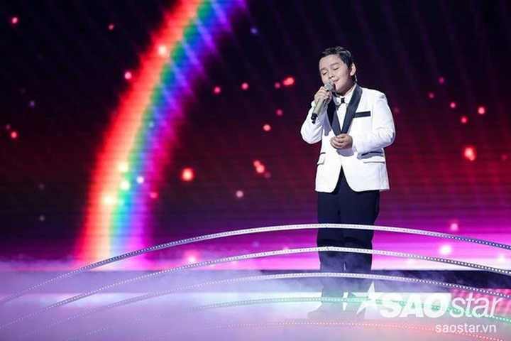 Giọng hát Việt nhí 2016: Thụy Bình bất ngờ hát tiếng Anh, khán giả phát “sốt“