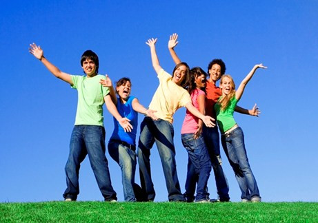 Bạn bè là một phần không thể thiếu trong những năm tháng tuổi trẻ của mỗi người.