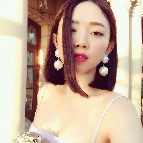 mot nam thay doi kieu toc chong mat cua toc tien hinh anh 22