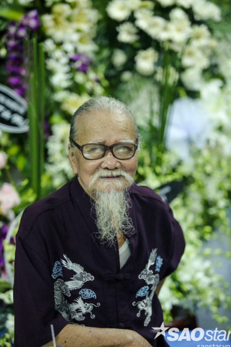 Đông đảo nghệ sĩ Việt cùng dòng người đến viếng NSƯT Út Bạch Lan - Ảnh 9 Dong dao nghe si Viet cung dong nguoi den vieng NSUT Ut Bach Lan - Anh 9