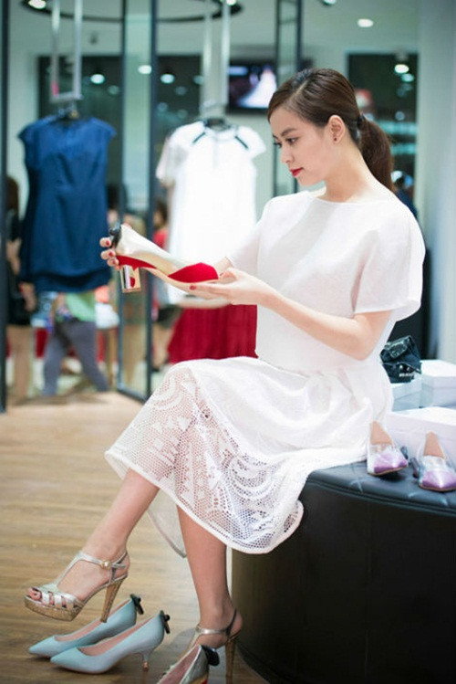 Hình ảnh: 4 biểu tượng thời trang mới nổi của showbiz Việt số 8