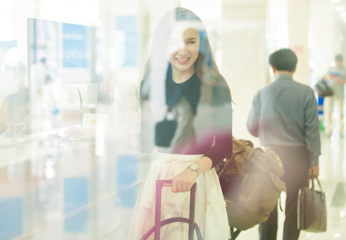 Angela Phương Trinh quyết tâm thay đổi hình ảnh ảnh 5 Angela Phương Trinh gặp sự cố tại sân bay Tân Sơn Nhất - 5