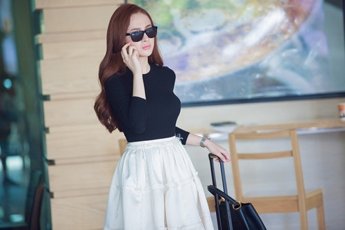 Angela Phương Trinh quyết tâm thay đổi hình ảnh ảnh 10 Angela Phương Trinh gặp sự cố tại sân bay Tân Sơn Nhất - 10