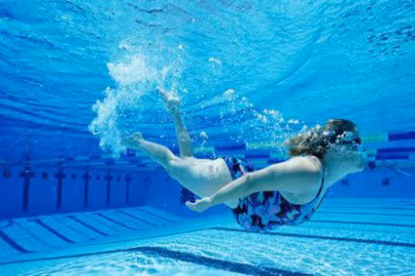 Neu thai nhi mai khong chiu quay dau, me hay thu nhung cach nay xem! - Anh 3