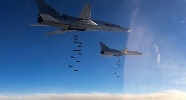 Máy bay Nga thực hiện nhiệm vụ chống khủng bố ở Syria