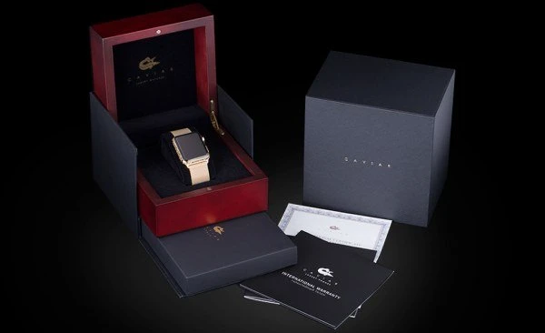 “Chân dung” Apple Watch mạ vàng 18K in hình Tổng thống Putin